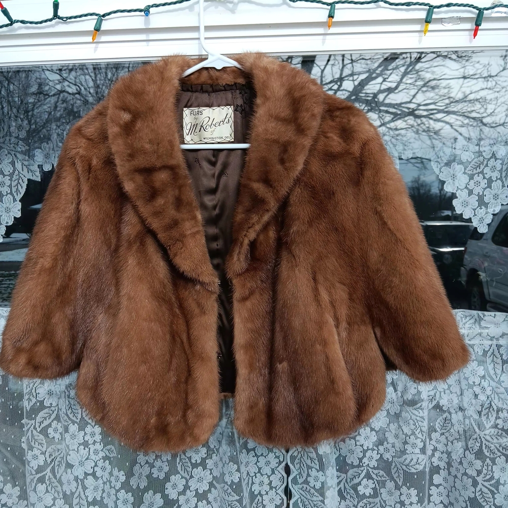 Vtg Furs By M. Roberts Of Wilmington Delaware Mink Cape Capelet Shawl Wrap Stole
